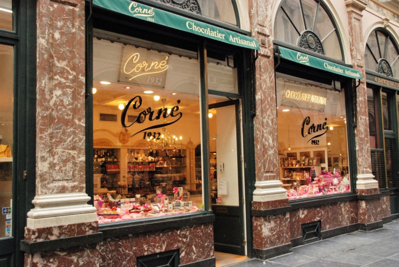 boulangerie-MOULINET-min_chocolate_chocolaterie_shop_luxury_chic_gallery_brussels_belgium-558146