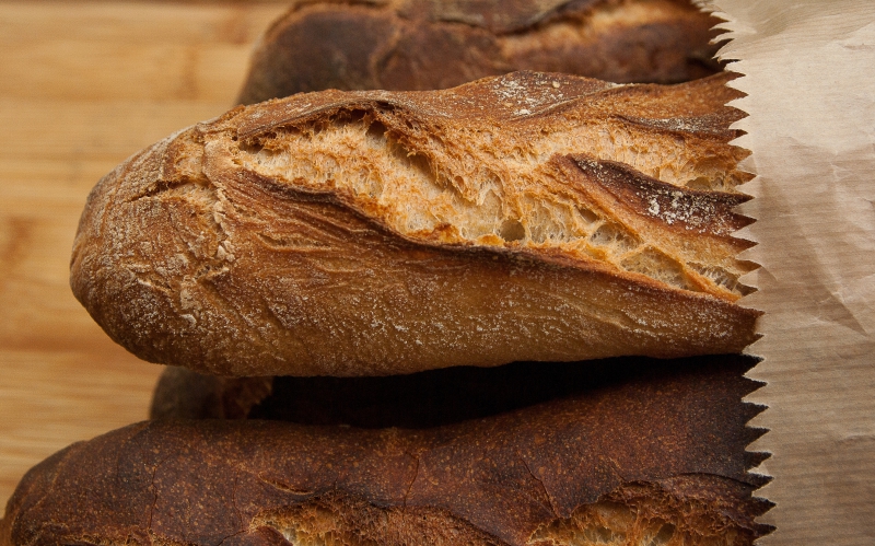 boulangerie-MOULINET-min_dish-food-baking-cuisine-bread-bakery-399077-pxhere.com